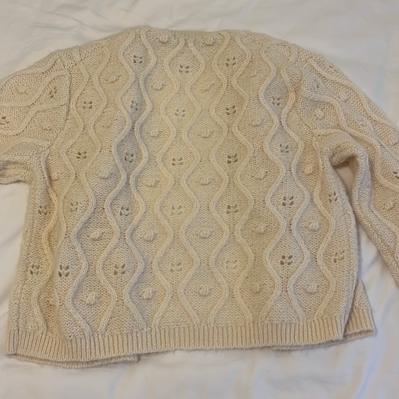 Uniqlo Japan cardigan sweater - Picture 7 of 10